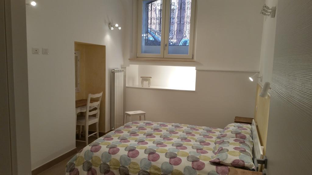 La Casetta Di Ely Bed & Breakfast Rom